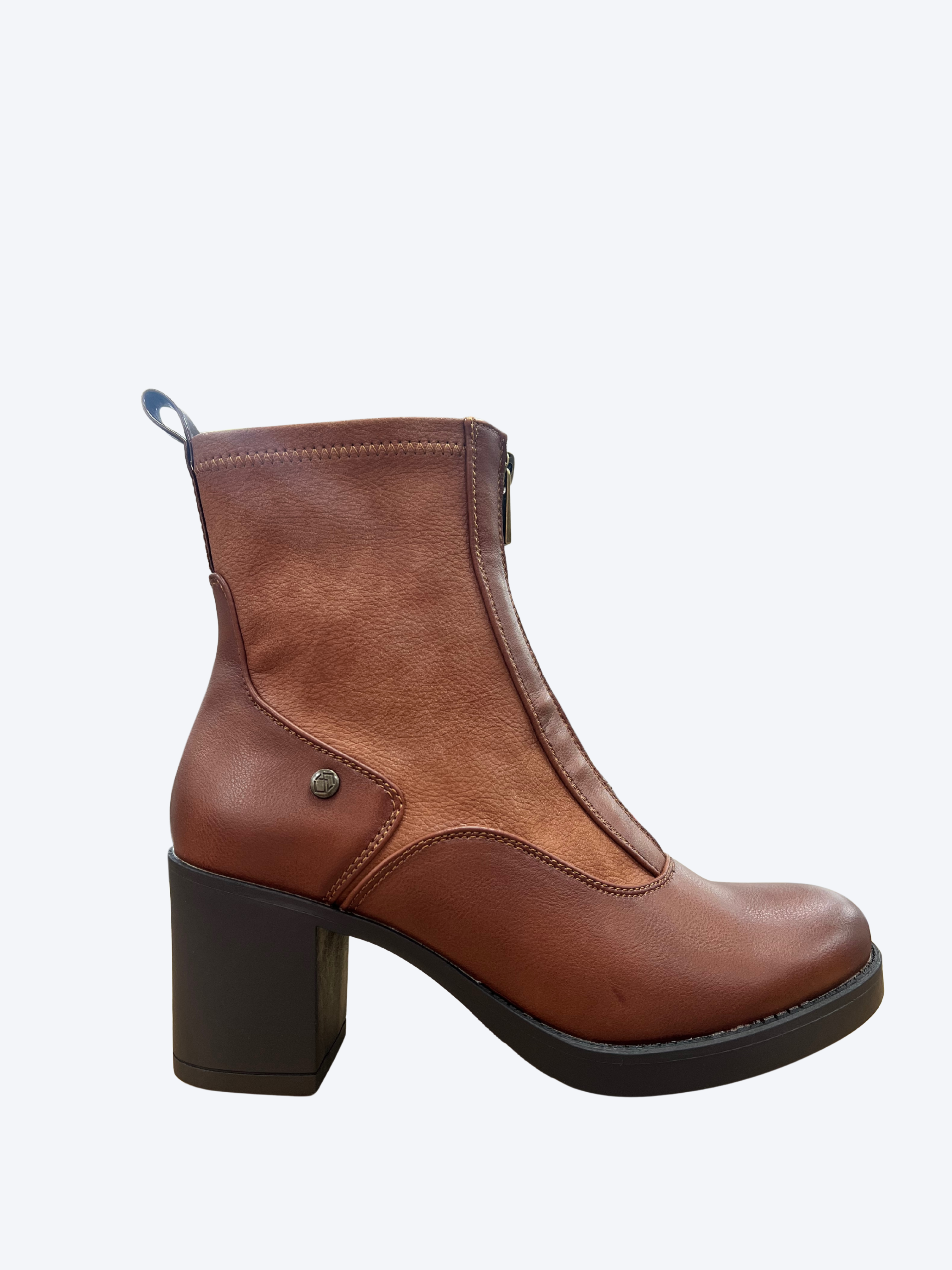 Botines de tacón marrones con cremallera