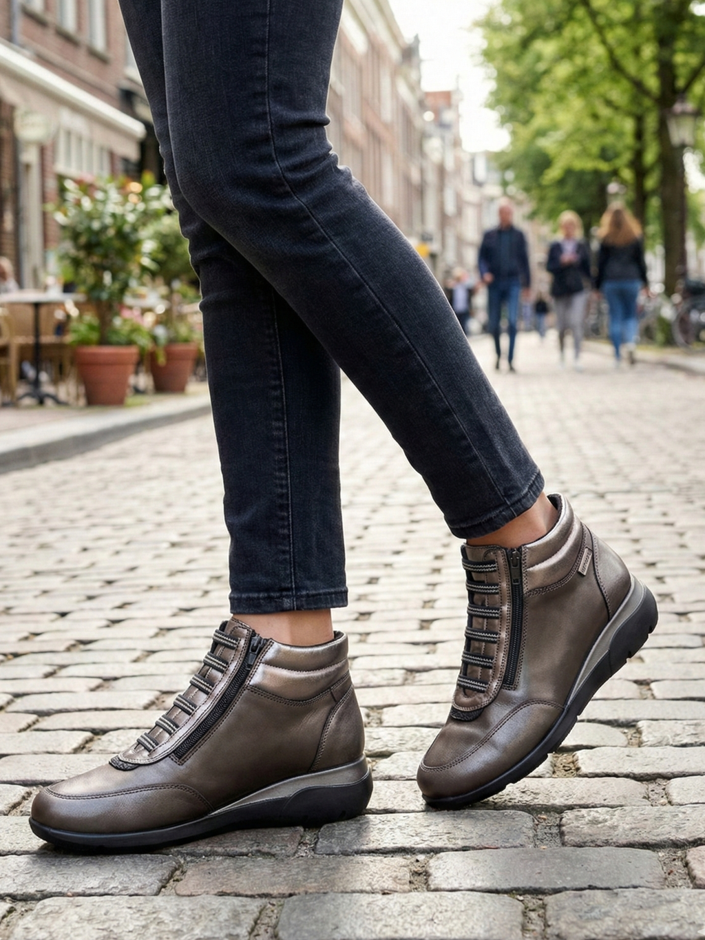 Botín Bajo Mujer 48H de Piel – Fabricación Nacional