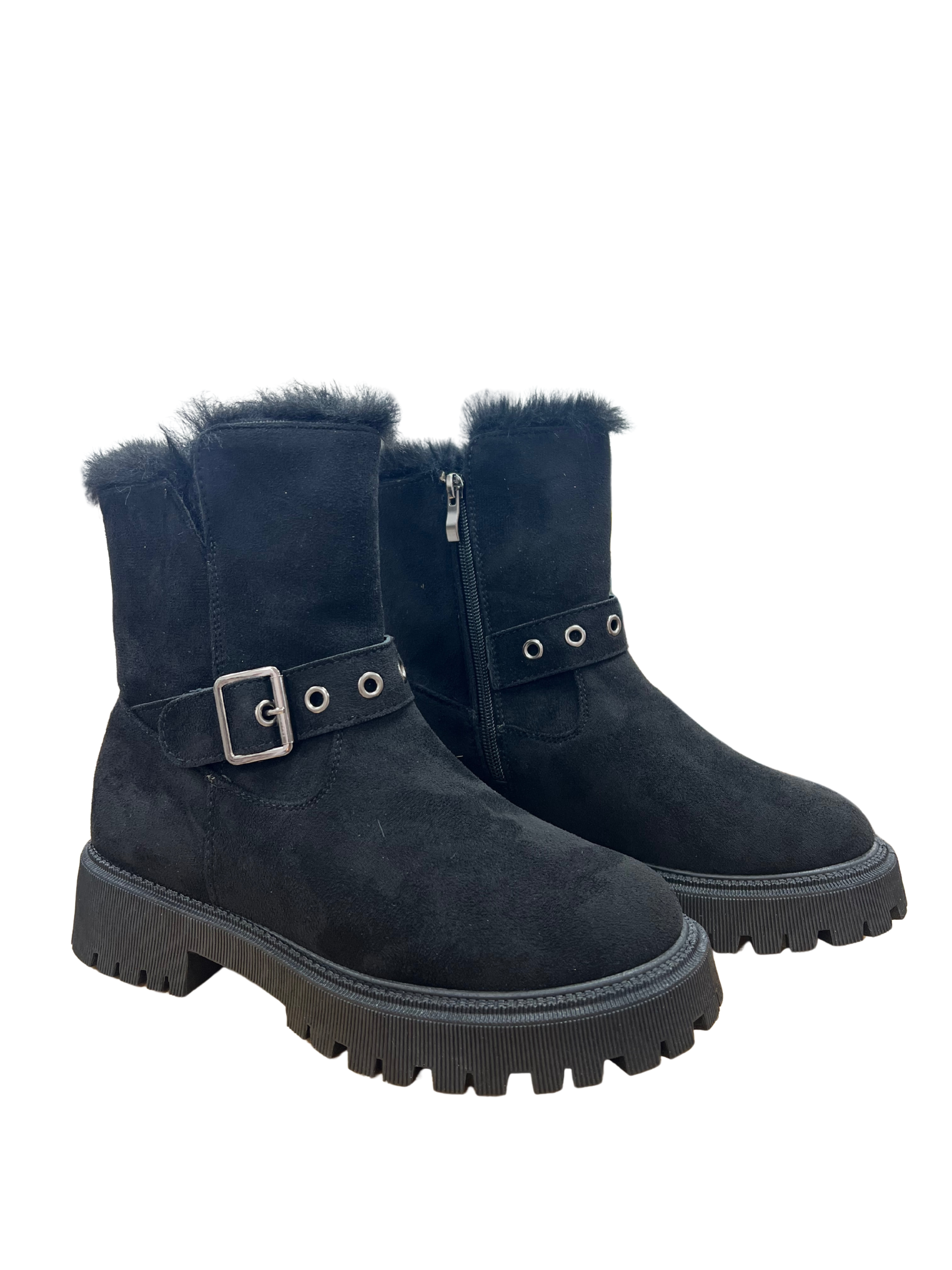 Botines negros con hebilla y pelo interior – estilo moderno y suela track