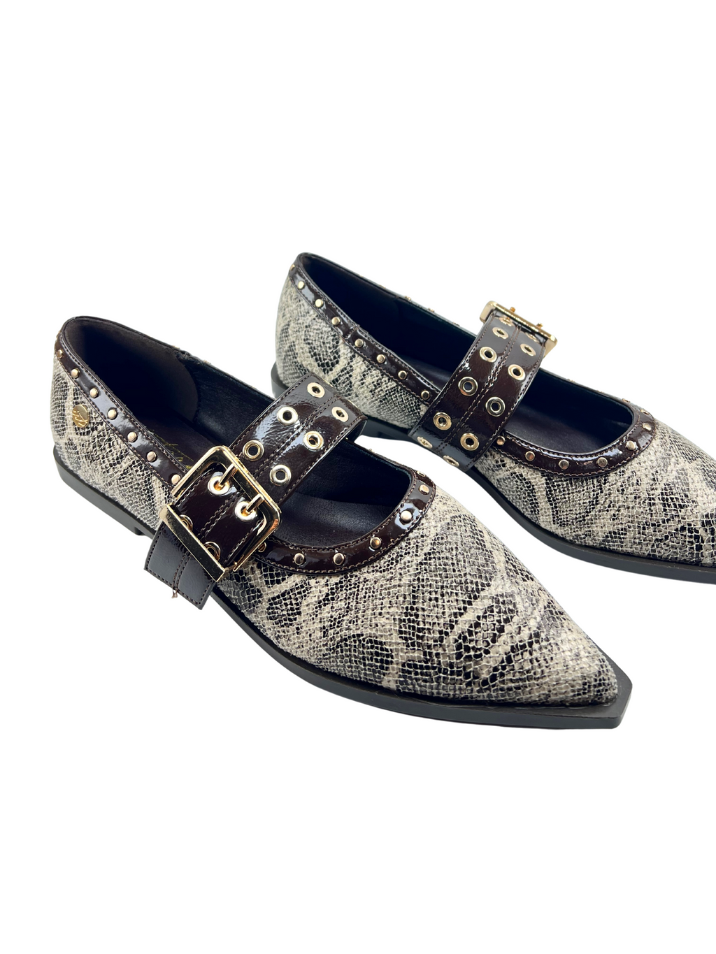 ZAPATO TACÓN BAJO CREMA ISTERIA 531