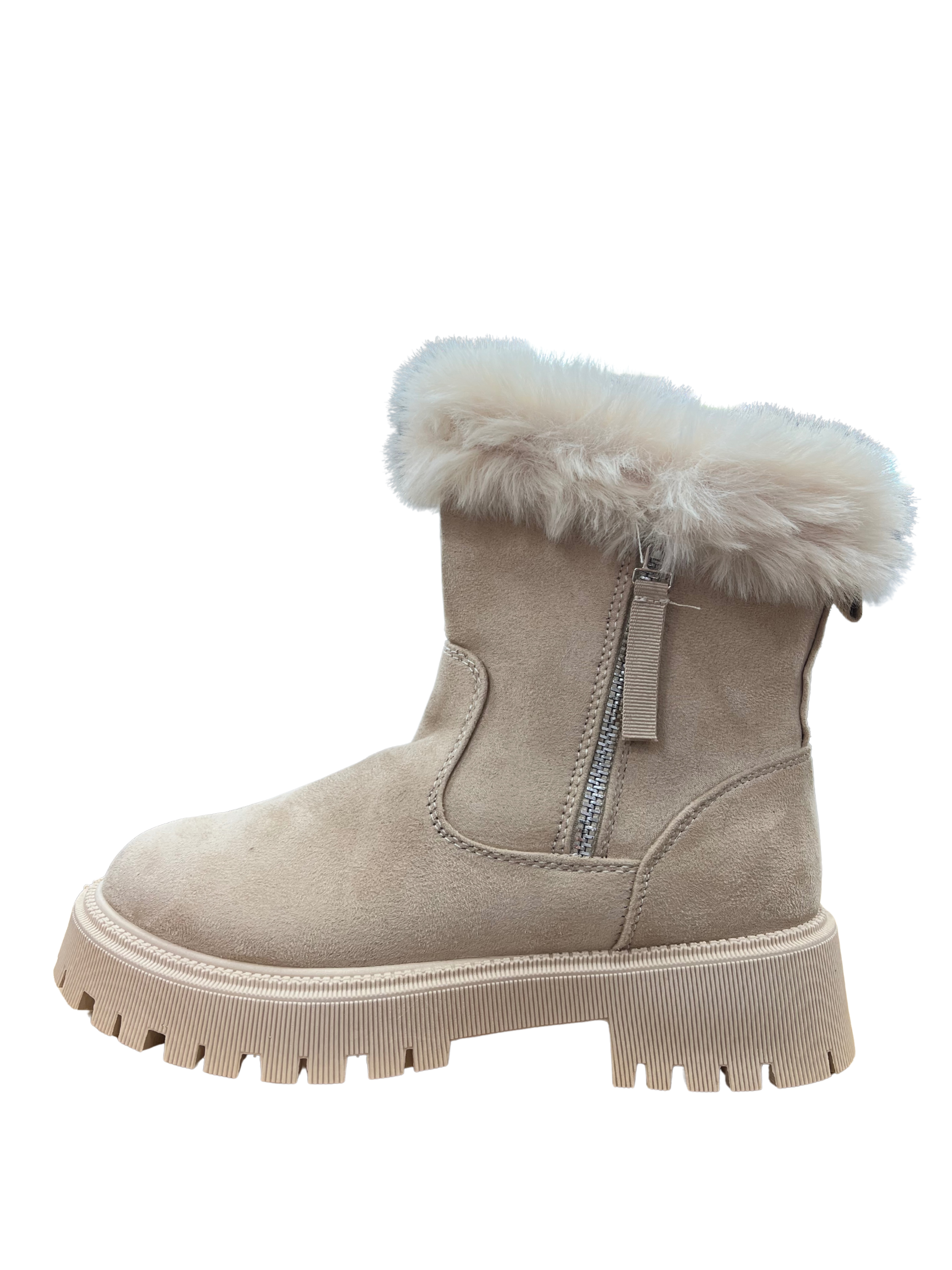 Botines beige con pelo interior – estilo urbano y suela track