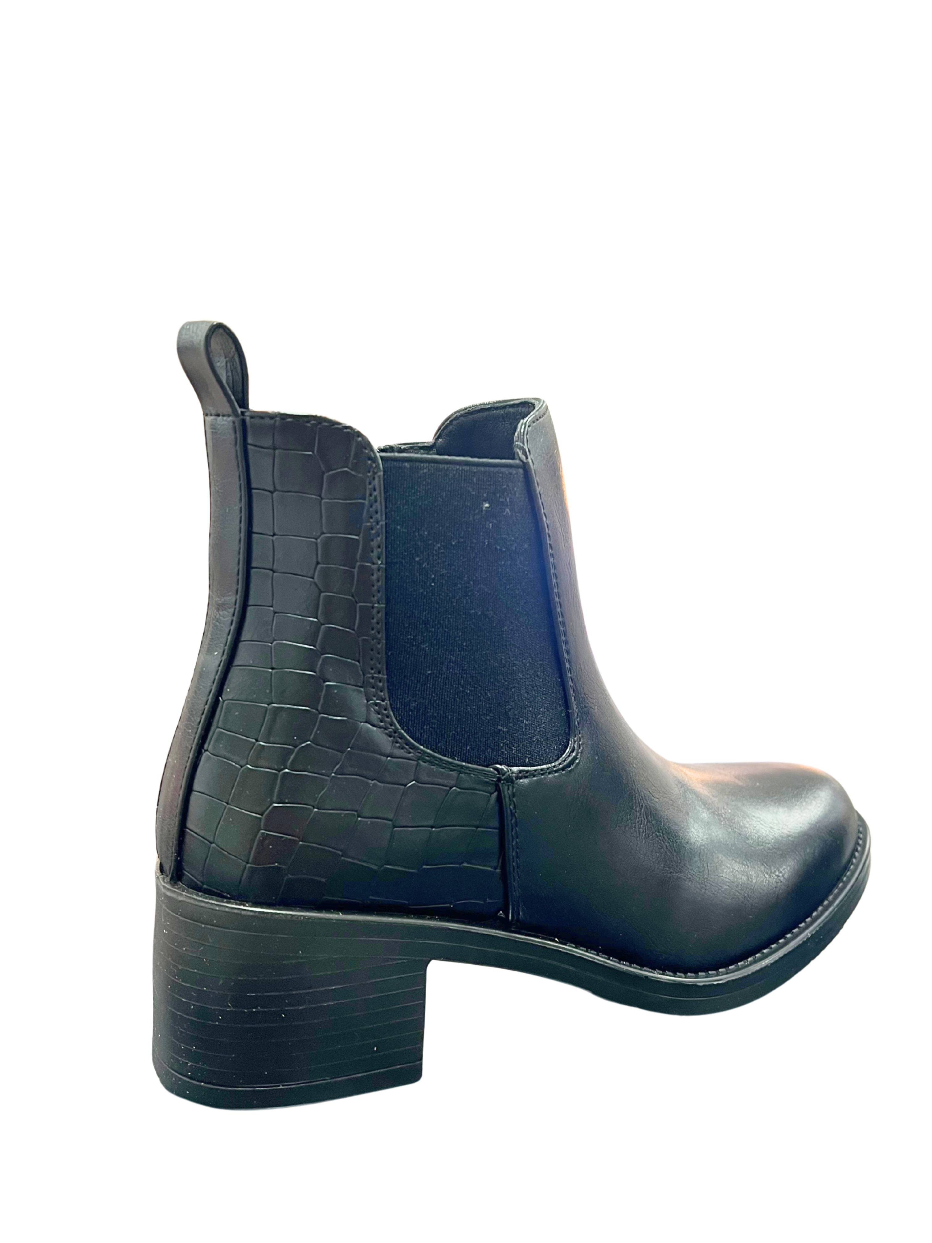 BOTÍN MUJER MY SOFT NEGRO 25M681