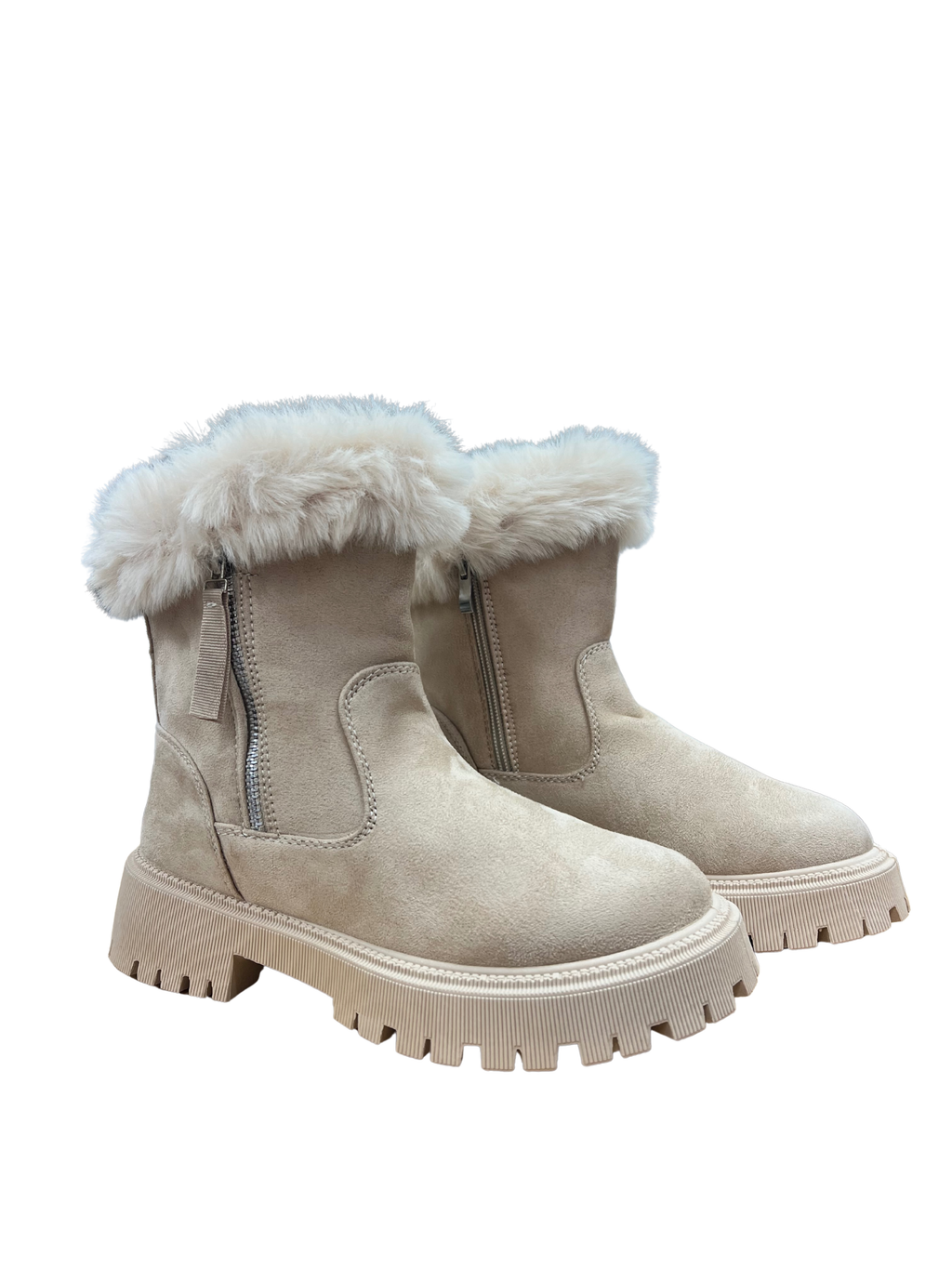 Botines beige con pelo interior – estilo urbano y suela track