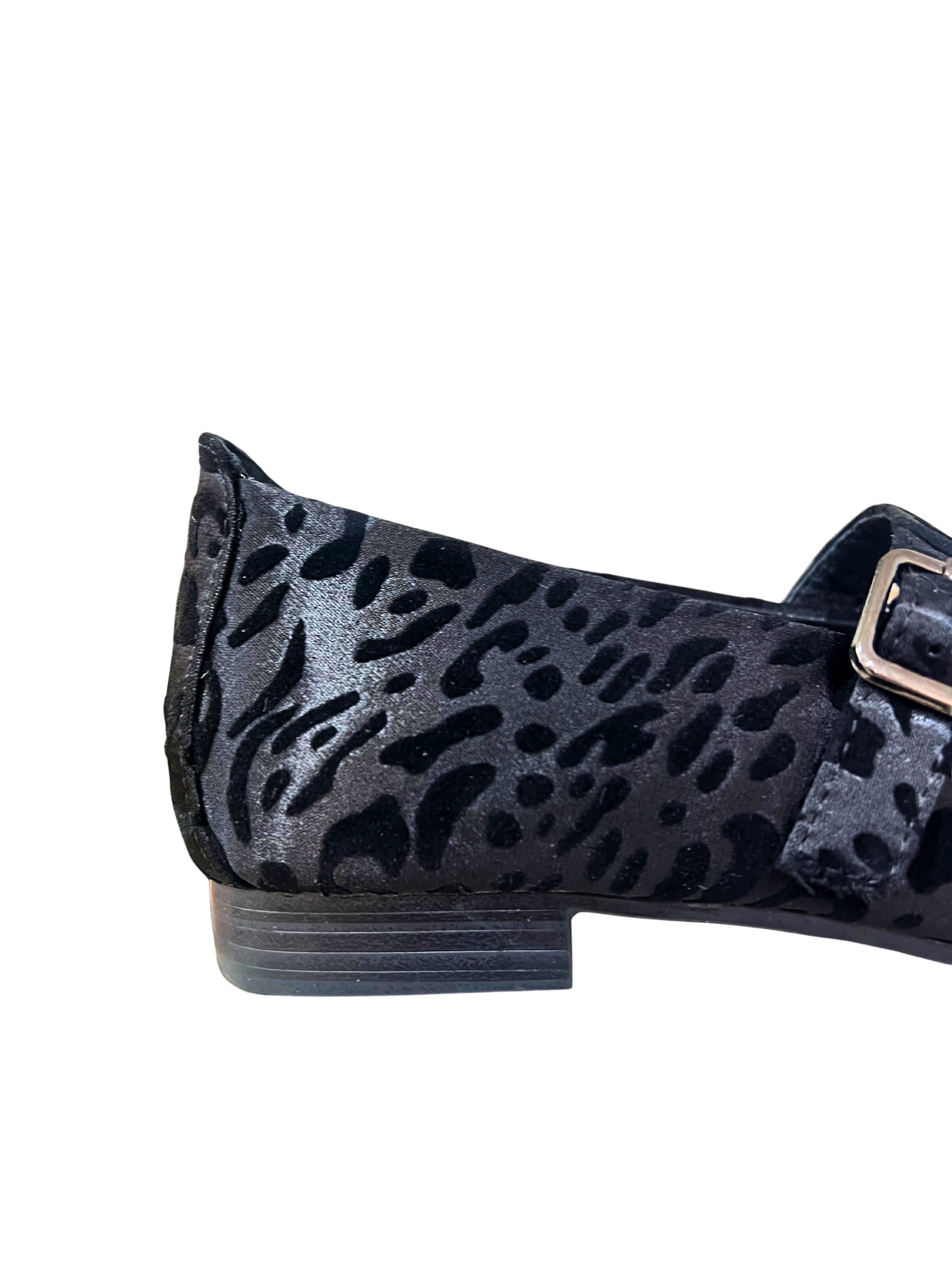 ZAPATO NEGRO LEOPARDO D´ANGELA 29001