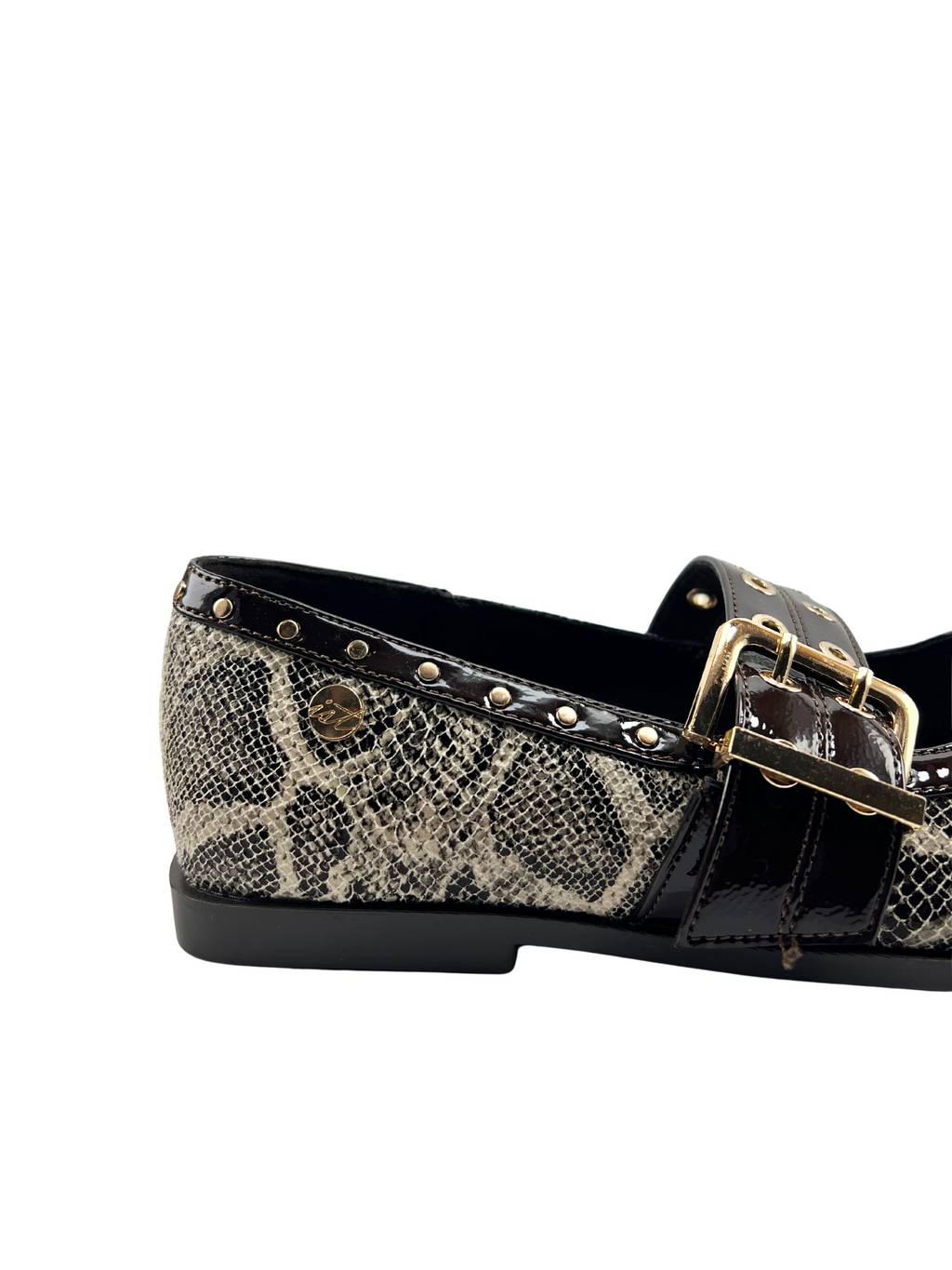 ZAPATO TACÓN BAJO CREMA ISTERIA 531