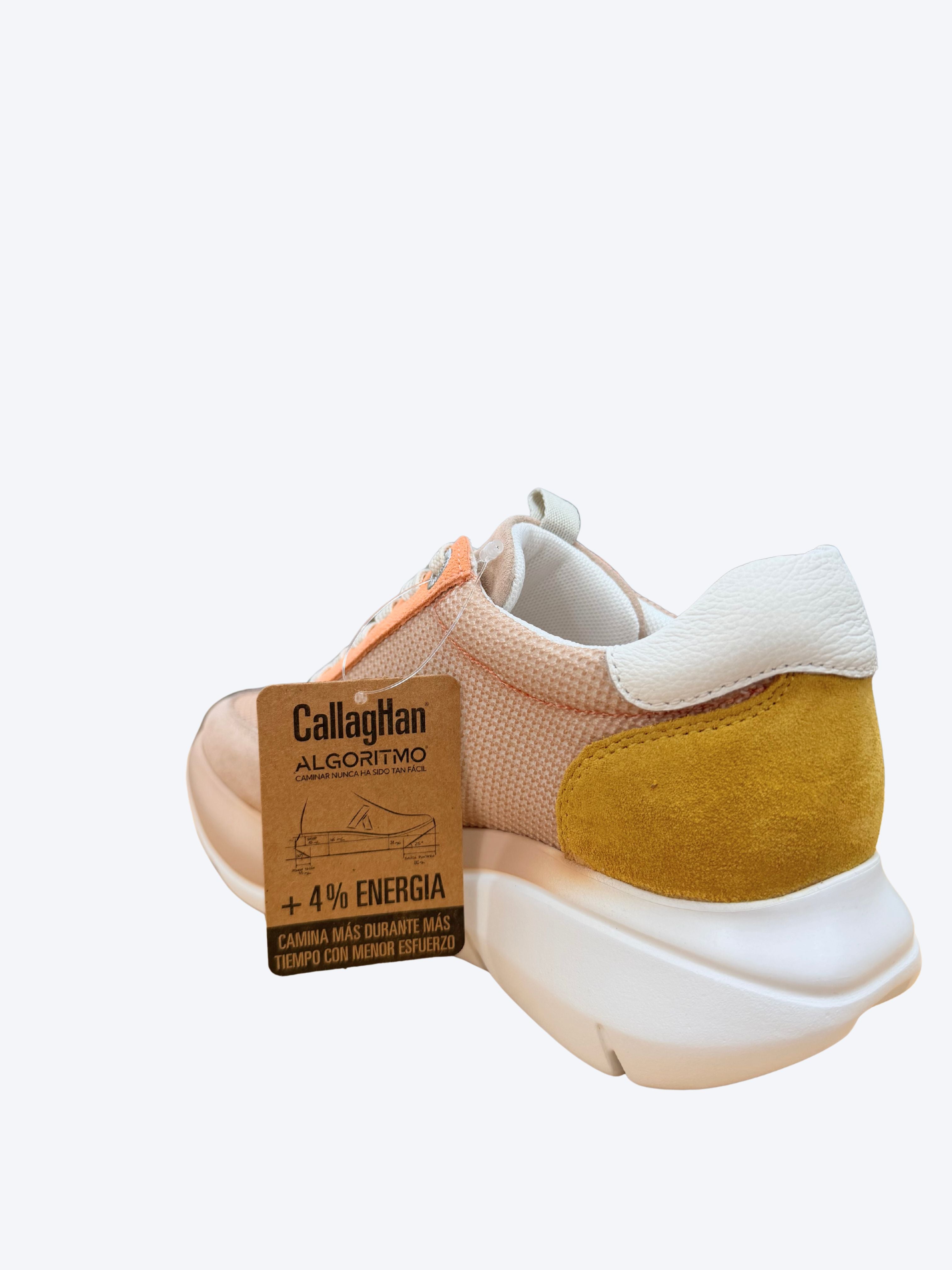 Sneakers mujer Callaghan rosa con etiqueta tecnología Algoritmo +4% energía y detalle de suela plataforma, vista trasera con etiqueta