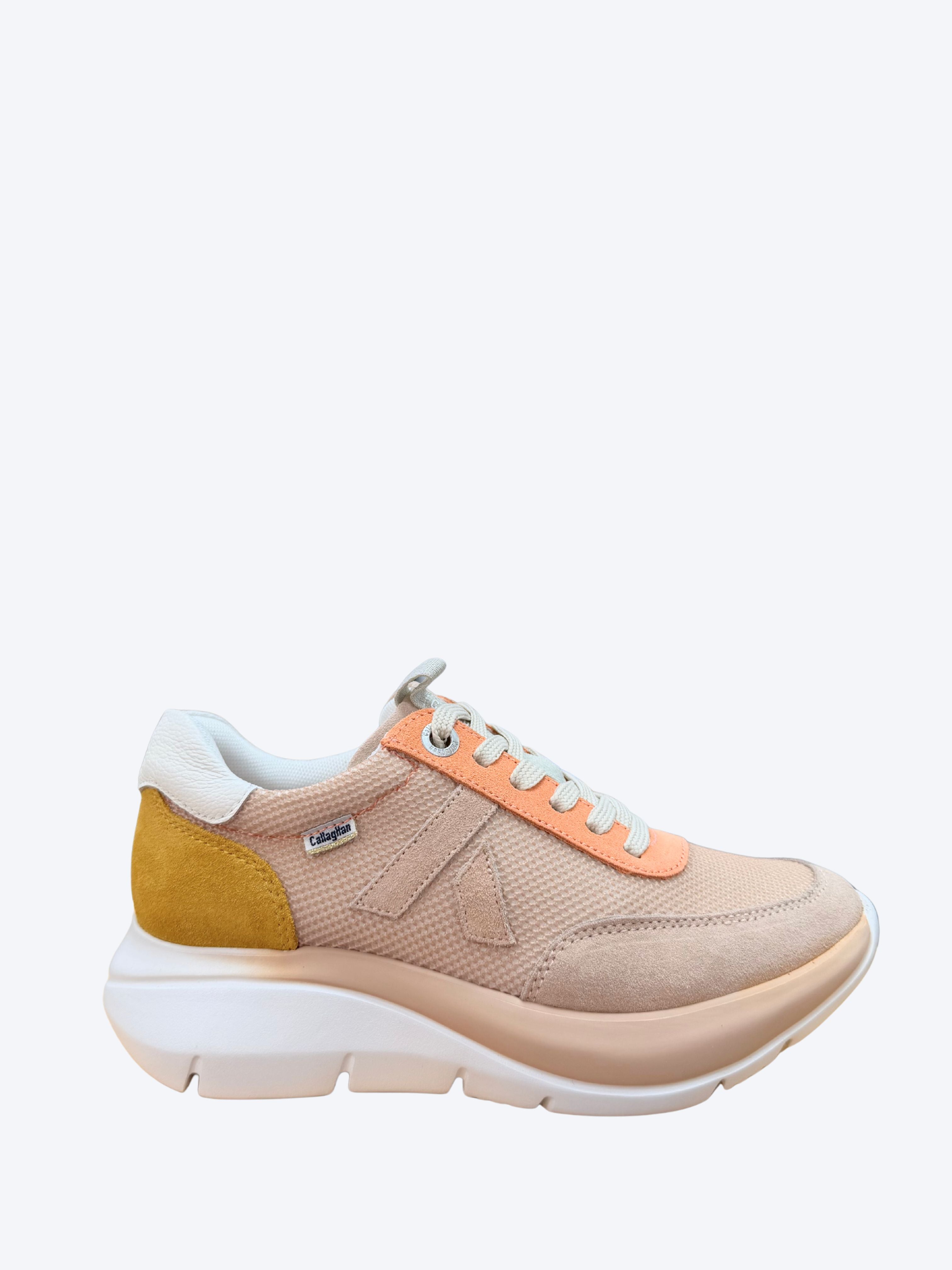 Sneakers mujer Callaghan en ante rosa con detalles naranja y mostaza, suela plataforma tecnología Algoritmo, vista lateral