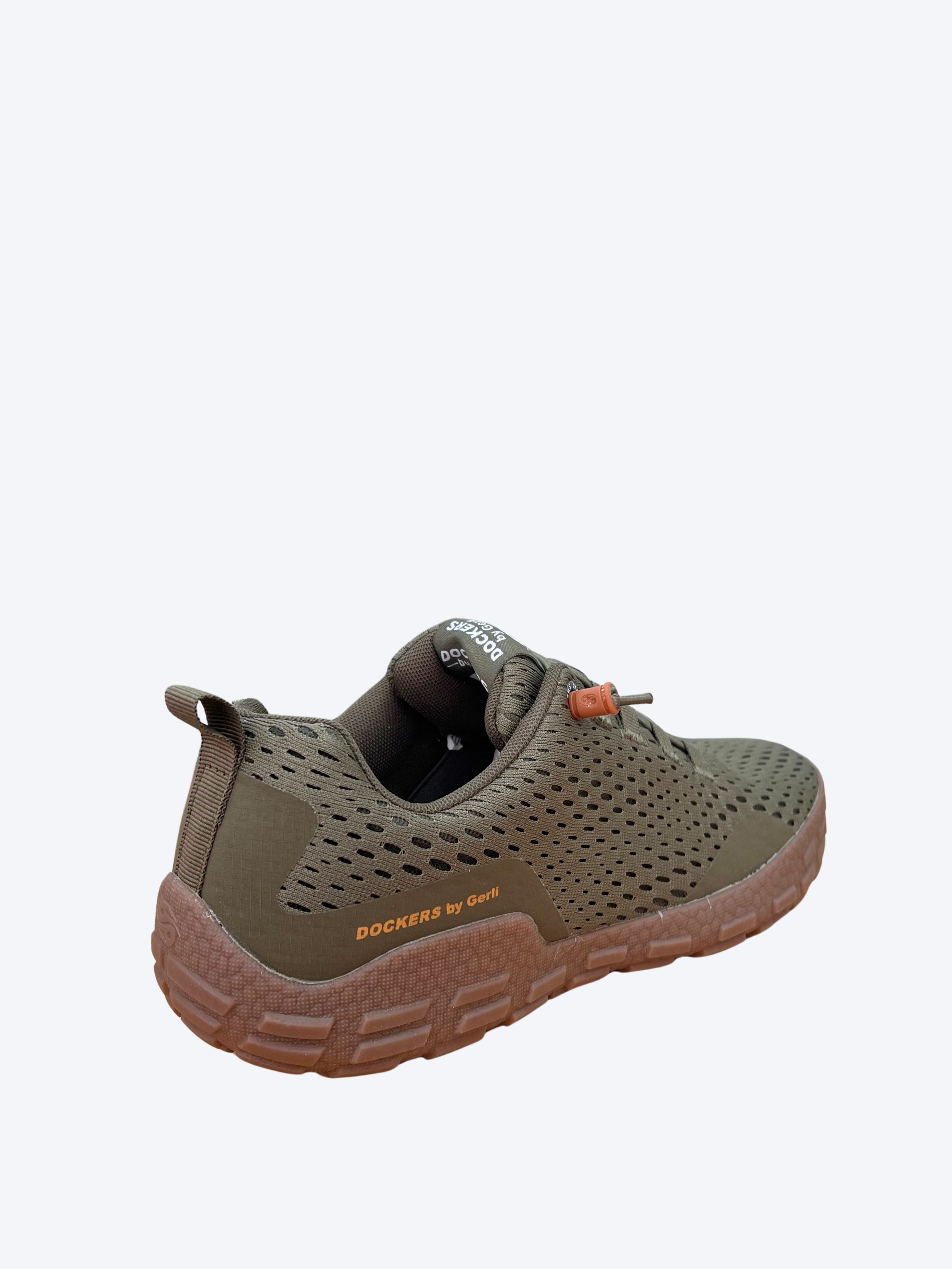 Parte trasera de zapatilla barefoot Dockers by Gerli hombre verde caqui con suela marrón flexible