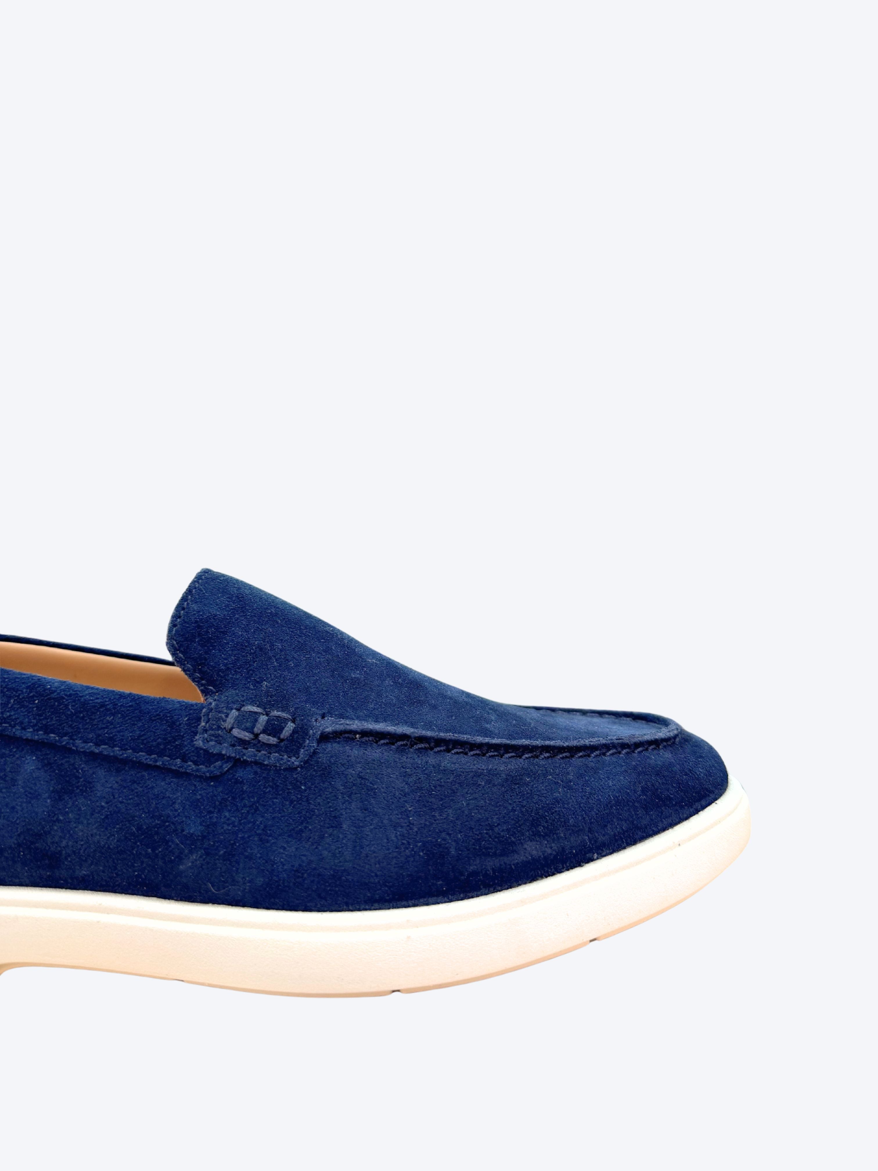 Detalle puntera y cosido mocasín serraje azul marino hombre Geox