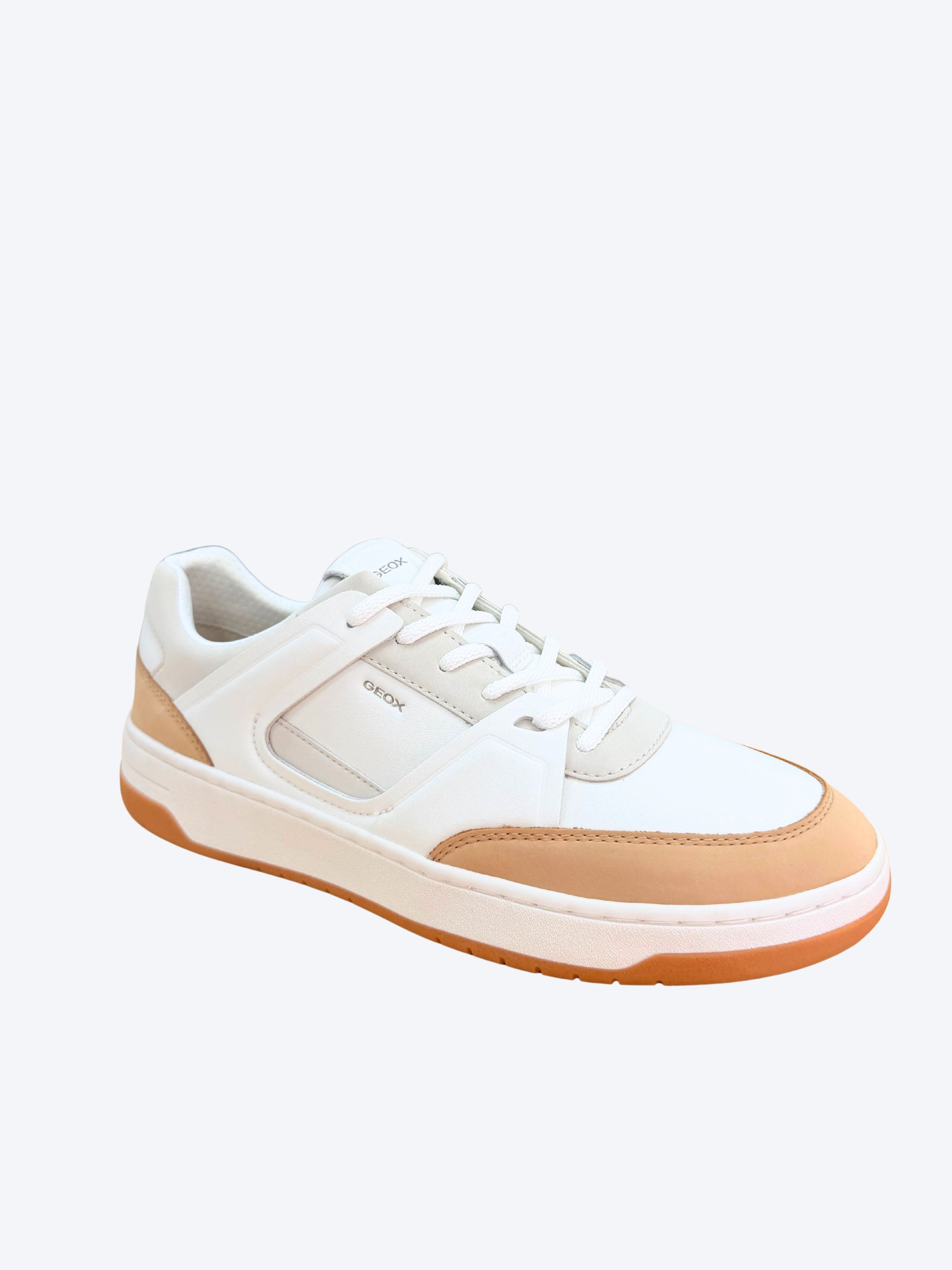 Sneaker piel hombre Geox blanco camel vista tres cuartos