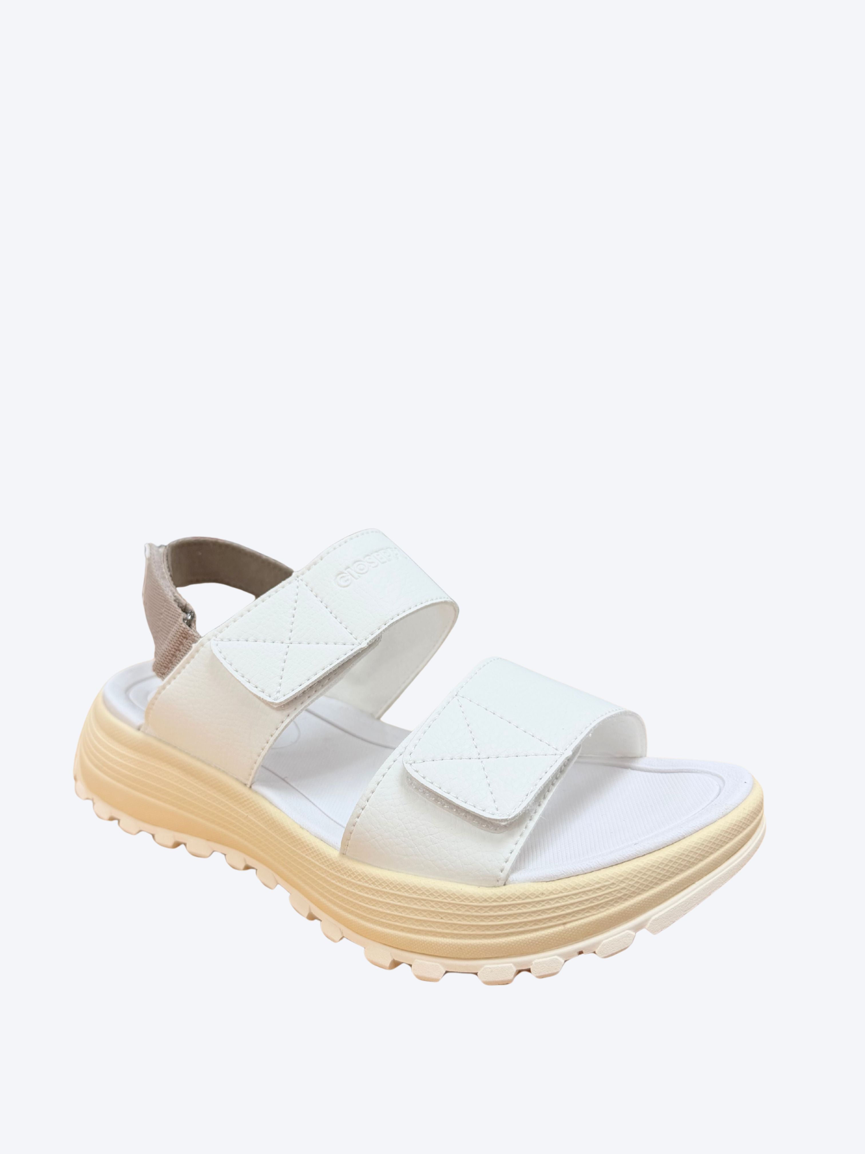 Sandalia sport Gioseppo mujer blanca con correa taupe y suela plataforma trekking, vista en perspectiva frontal