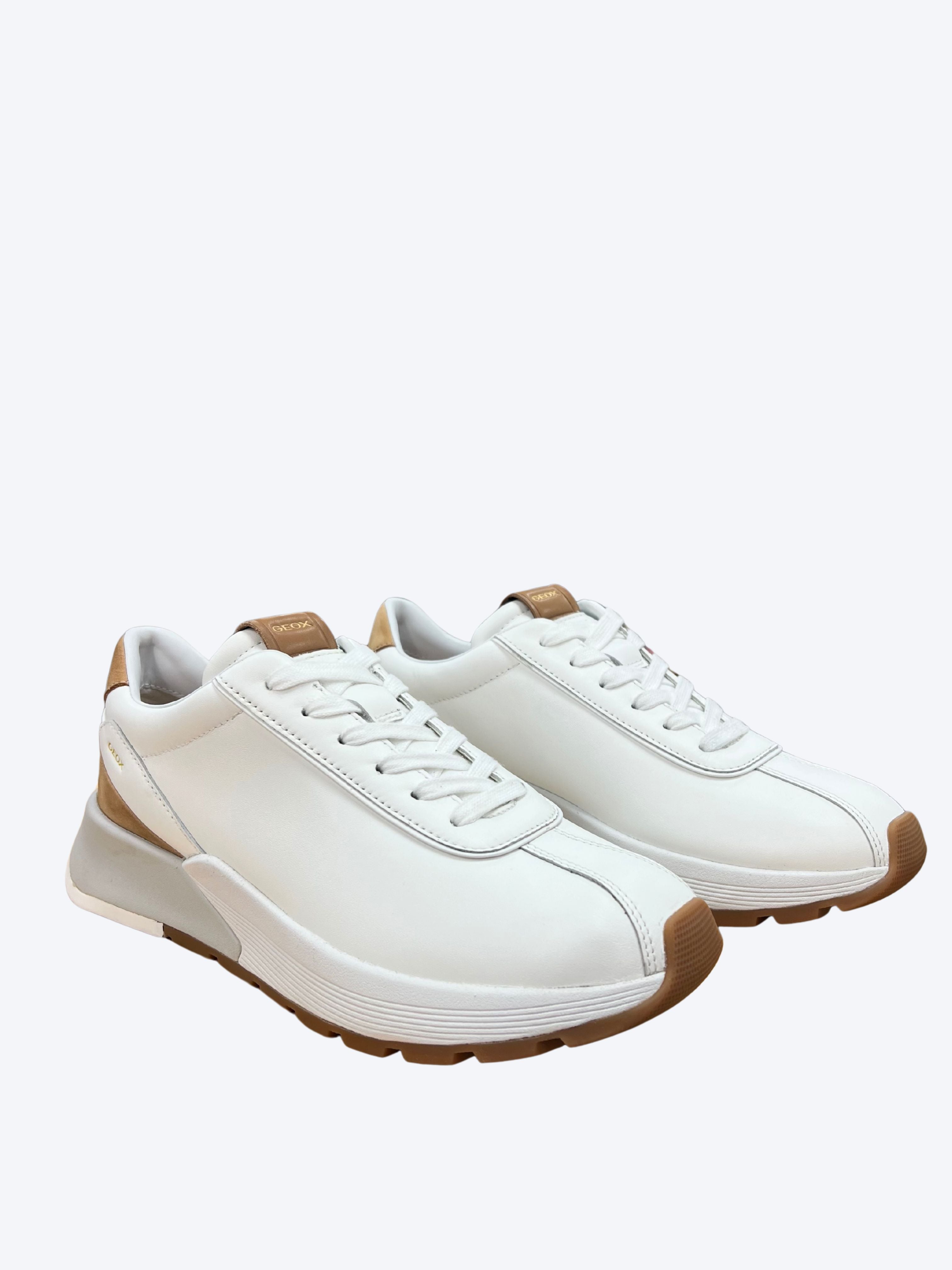 Zapatillas Geox para hombre en piel con diseño casual vistas de frente