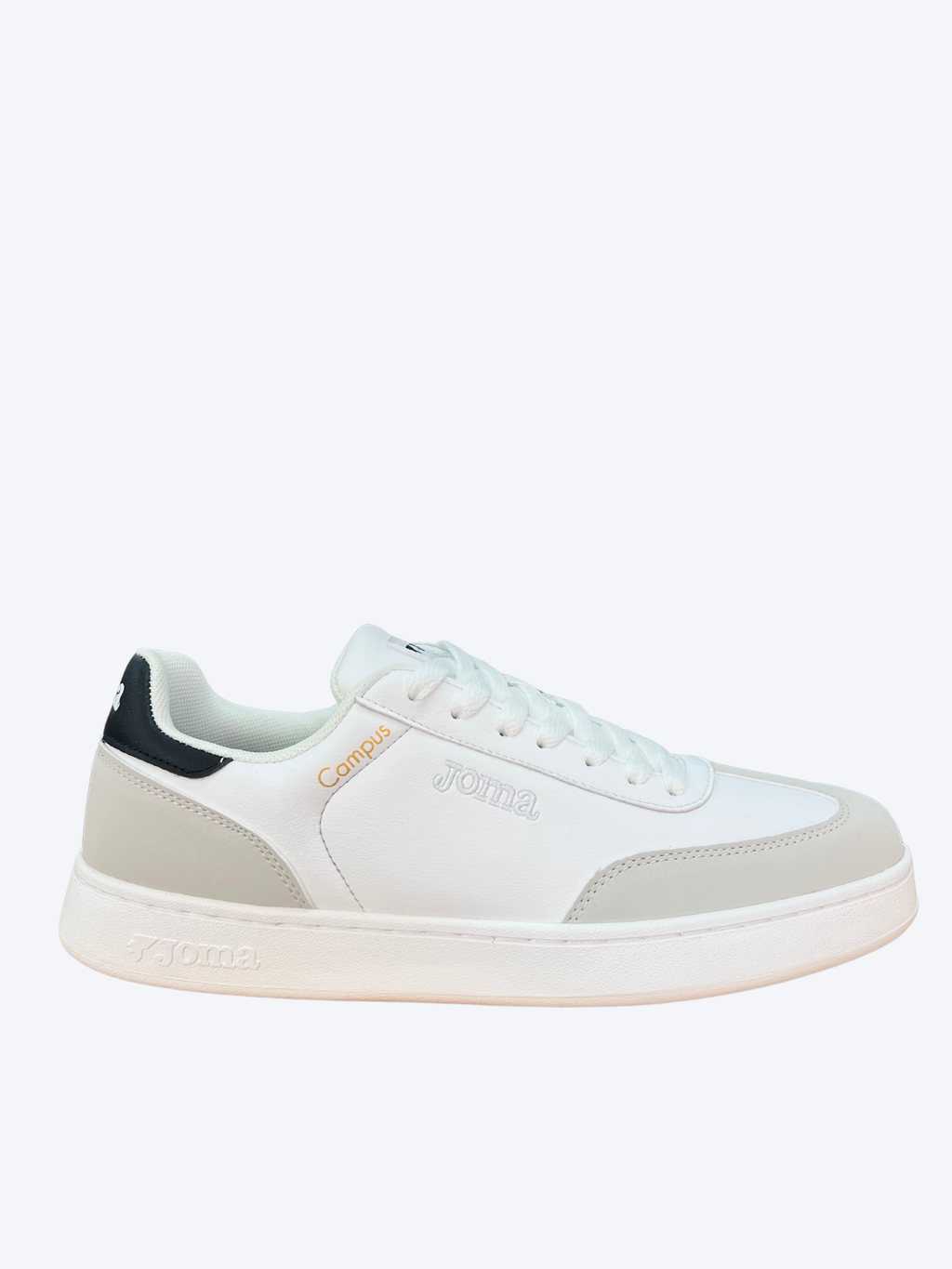Zapatillas Joma Campus para hombre en color blanco con diseño casual y suela blanca