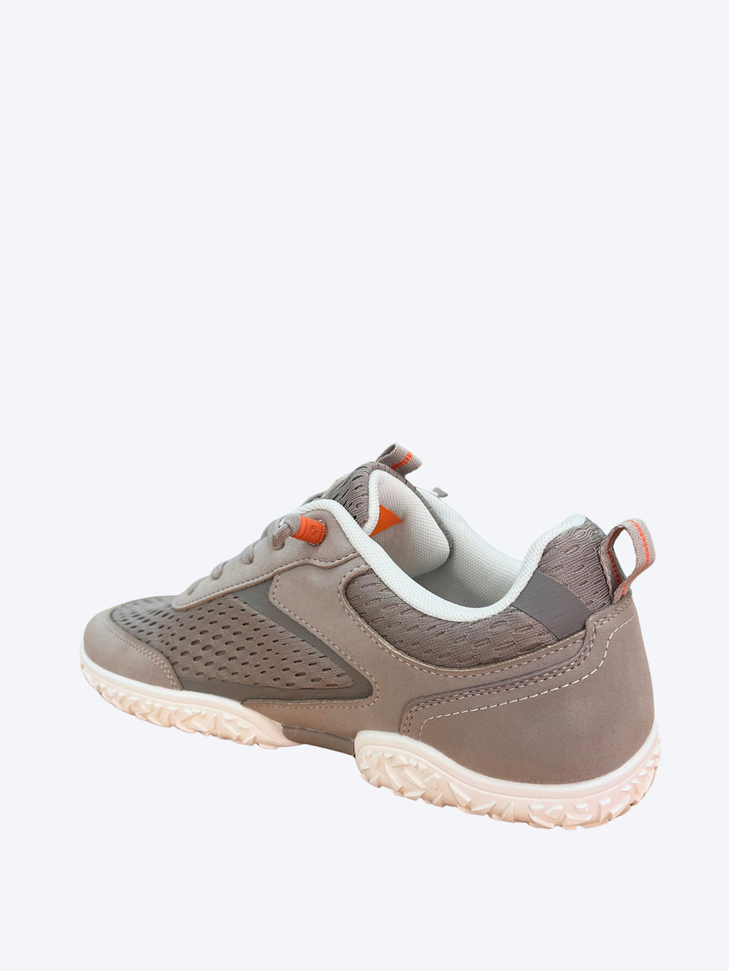 Detalle de la suela y malla lateral del zapato barefoot Dockers de hombre